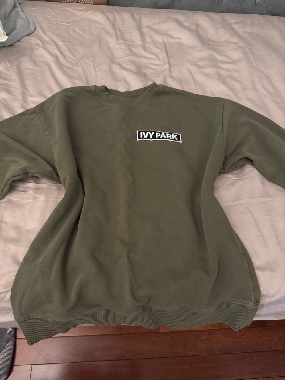 Authentic Beyoncรฉ IVY PARK Olive Crewneck Sweatshirt with Logo Patch